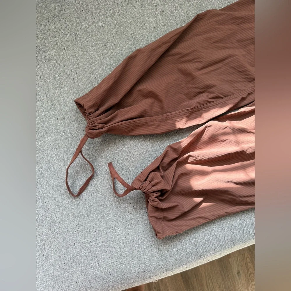 Lululemon Dance Studio Mid-Rise Pants Brown Size 2 - Picture 11 of 13